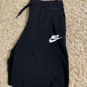 Nike Girls Sweatpants!